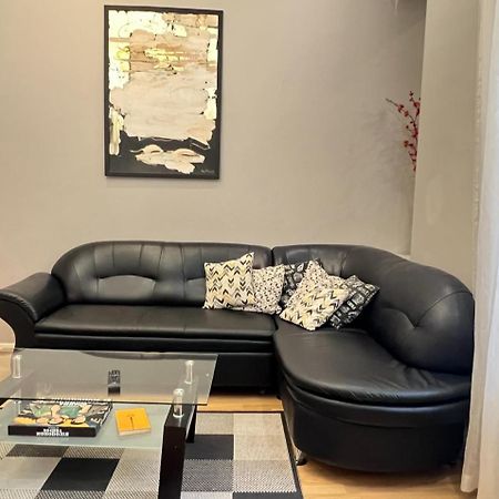 Apartment Lesya Kurbasa Lviv Buitenkant foto