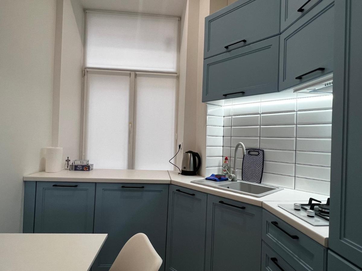 Apartment Lesya Kurbasa Lviv Buitenkant foto