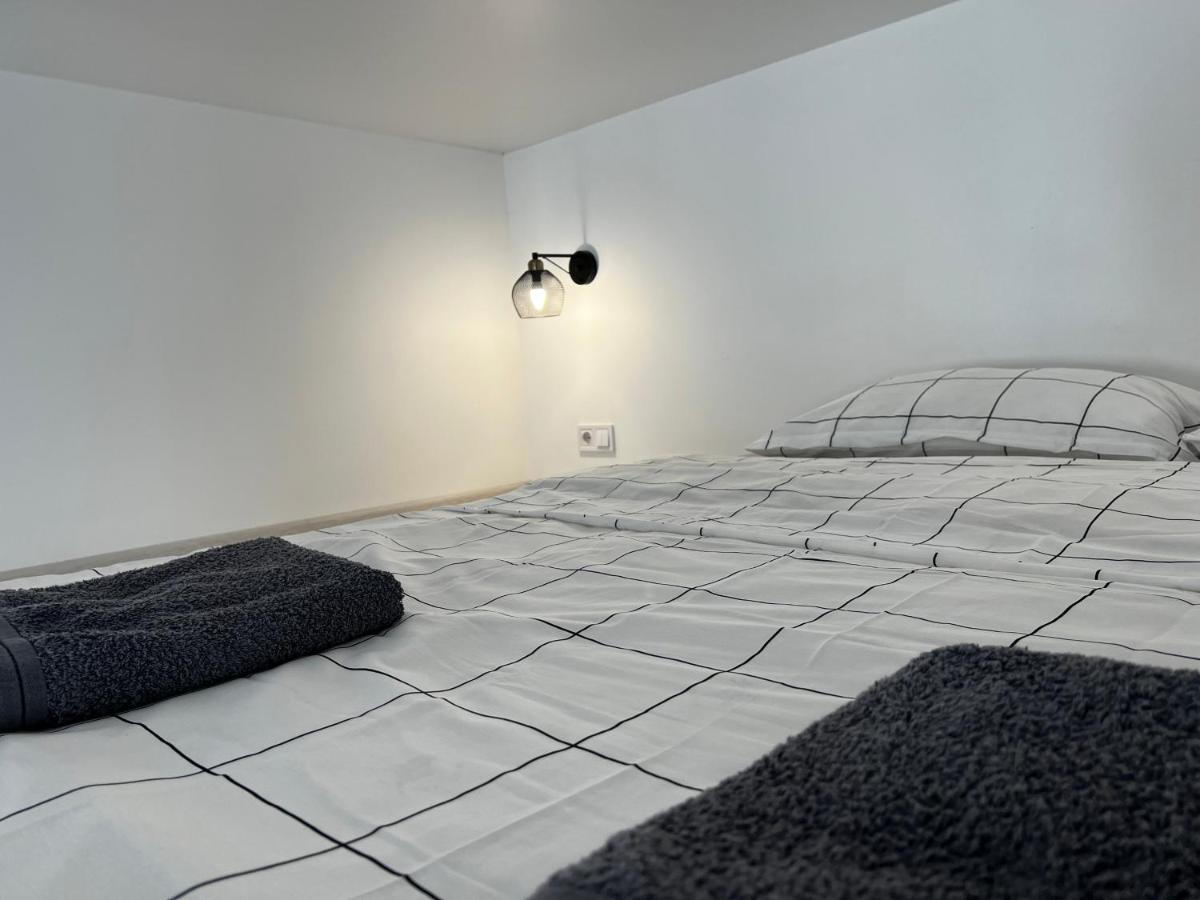 Apartment Lesya Kurbasa Lviv Buitenkant foto
