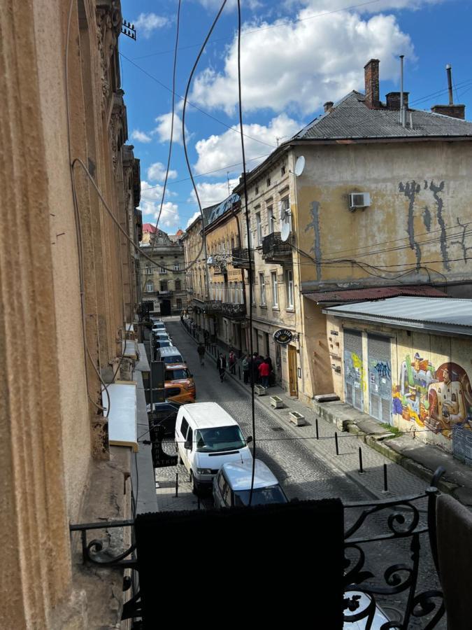 Apartment Lesya Kurbasa Lviv Buitenkant foto
