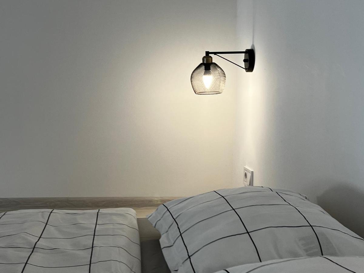 Apartment Lesya Kurbasa Lviv Buitenkant foto